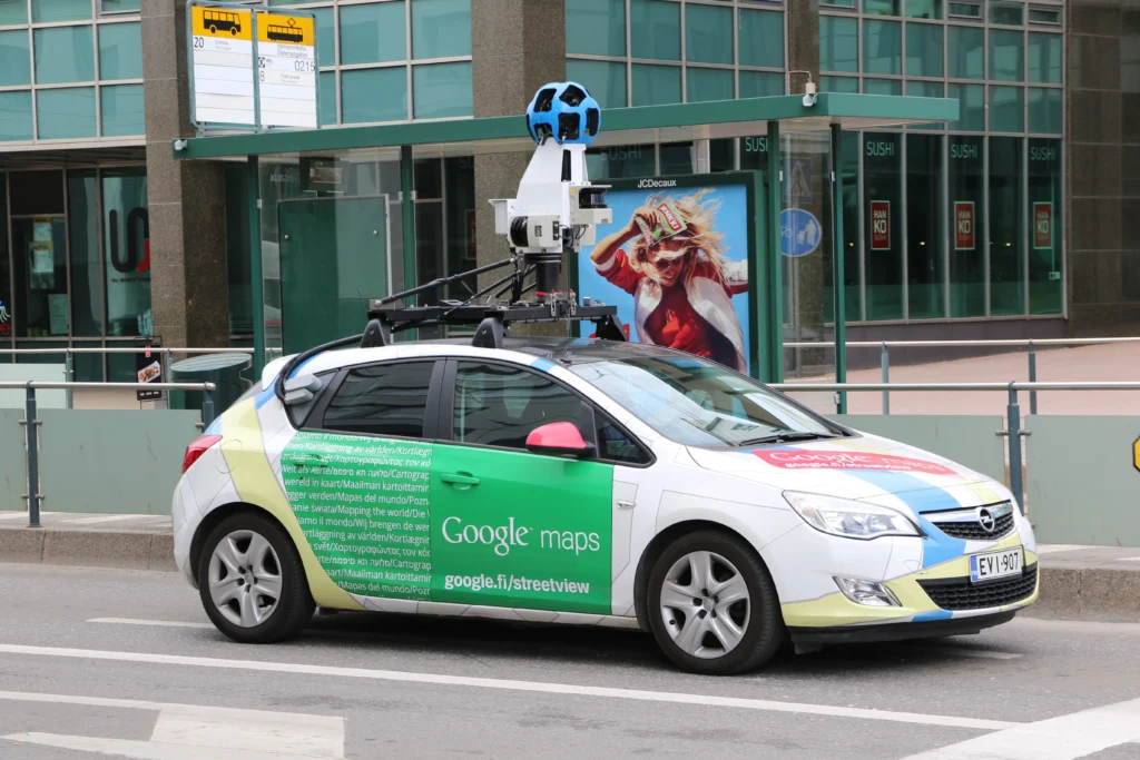 Google maps car